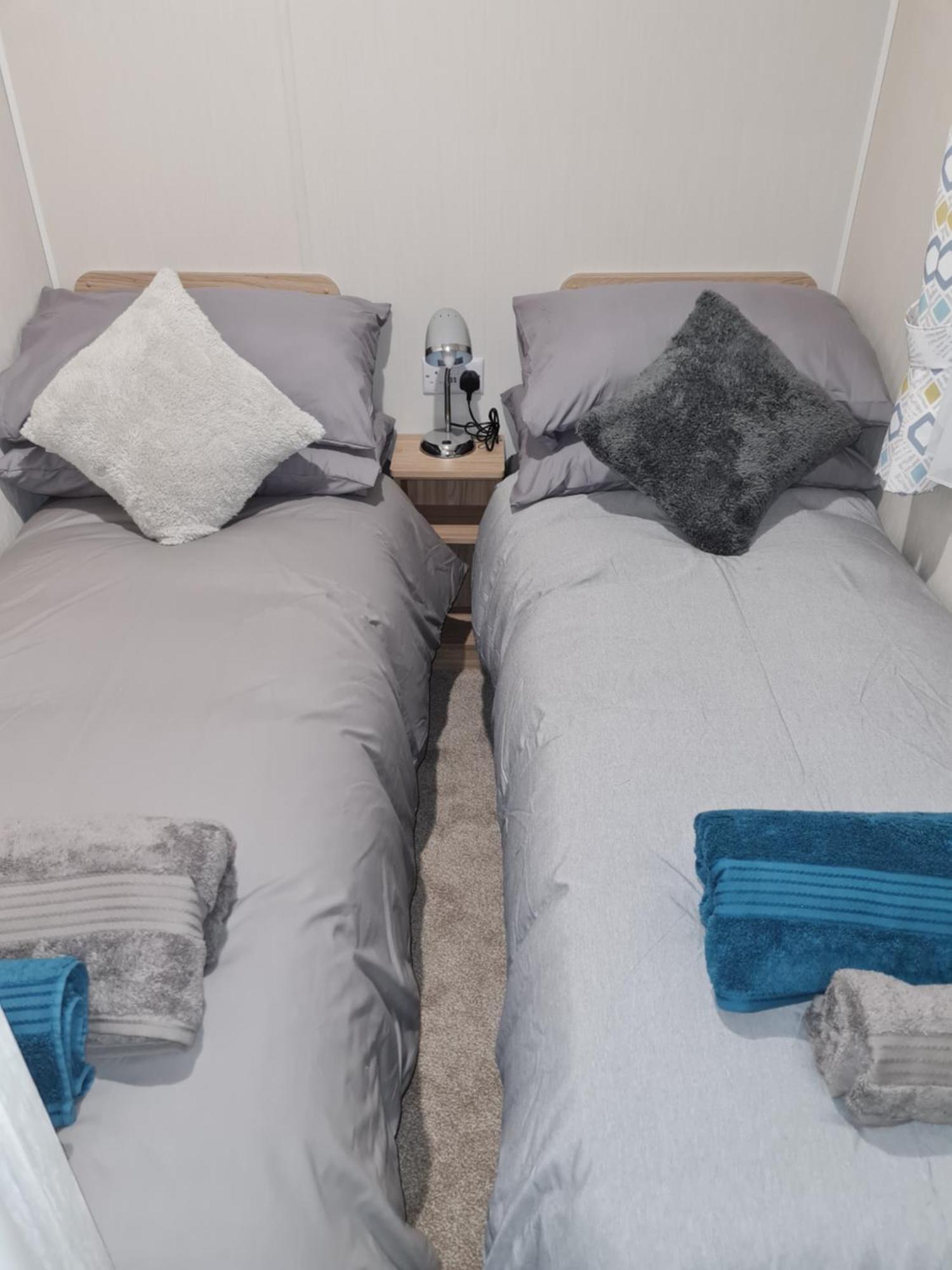 Golf And Leisure Retreat 호텔 그레이트야머스 외부 사진