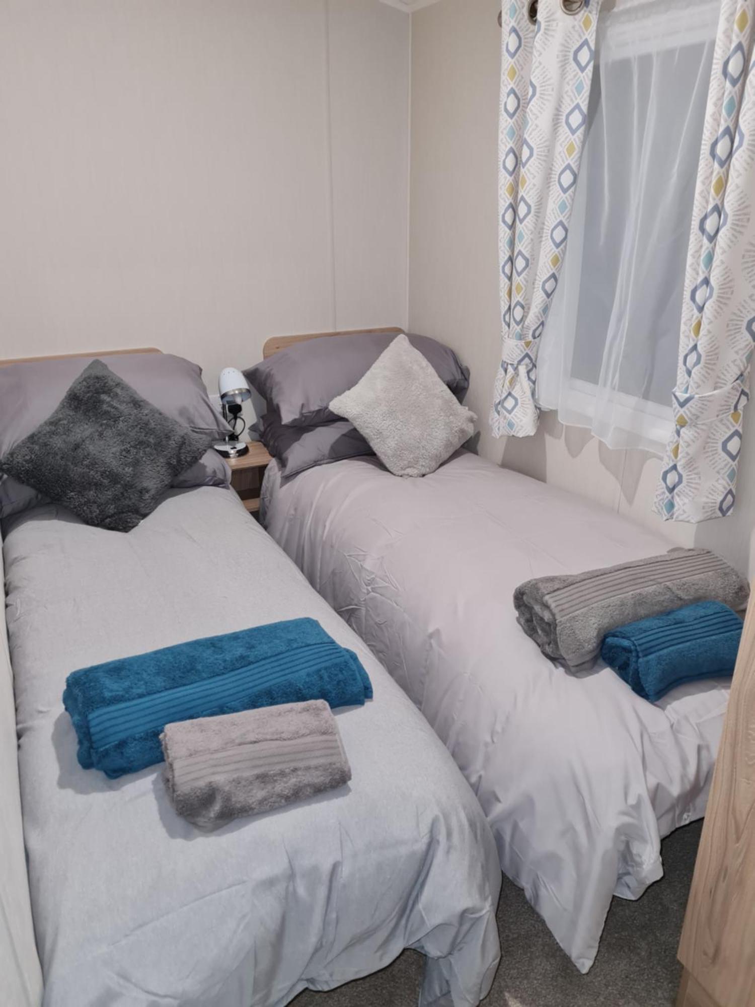 Golf And Leisure Retreat 호텔 그레이트야머스 외부 사진